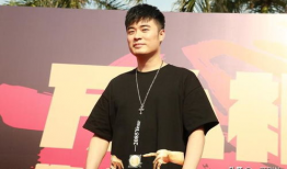 主角在娱乐圈现场吃瓜,主角亲历明星幕后风云