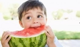 娱乐吃瓜酱谈恋爱的好处,揭秘恋爱中的那些甜蜜“吃瓜”好处