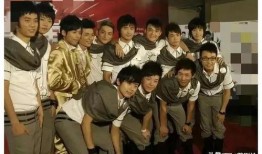 吃瓜娱乐八卦exo,娱乐圈的瓜田，星光璀璨下的秘密花园