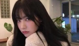 娱乐吃瓜酱女中学生