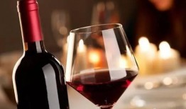 娱乐吃瓜酱红酒百醇,红酒百醇的跨界融合之旅